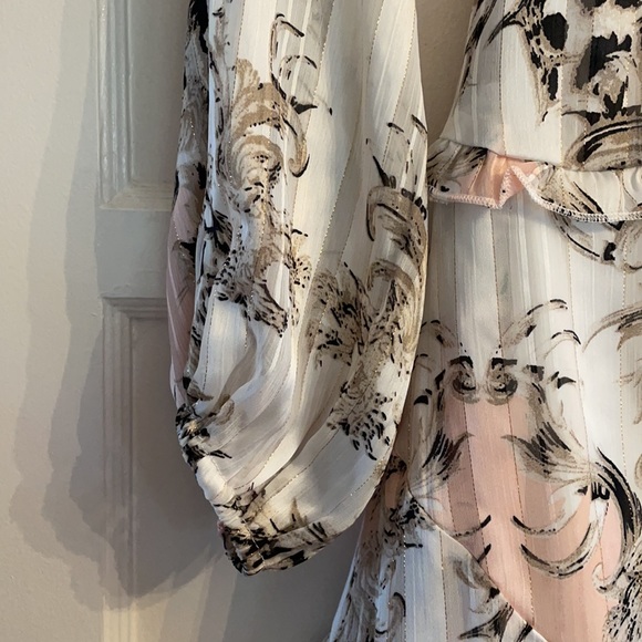 Donnée Par Dieu Cocktail Romper - Picture 6 of 8